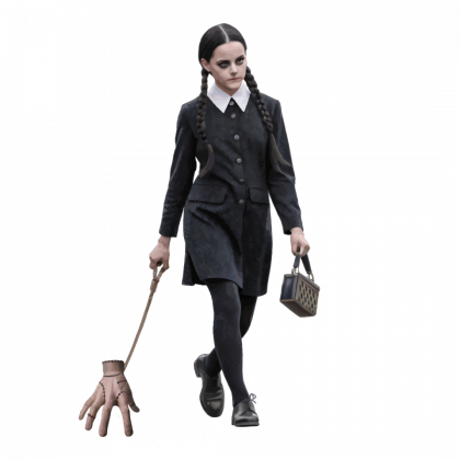 Siempre Miércoles Miércoles (Wednesday Adams) paseando a Mano (Thing).